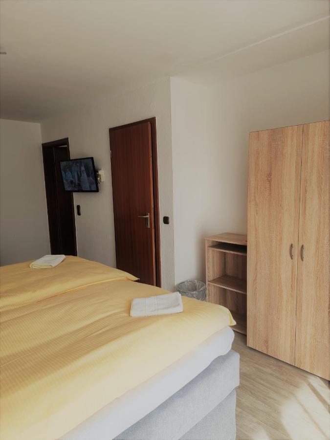 Hotel Kurhaus Uhlenberg バート・ミュンスターアイフェル エクステリア 写真