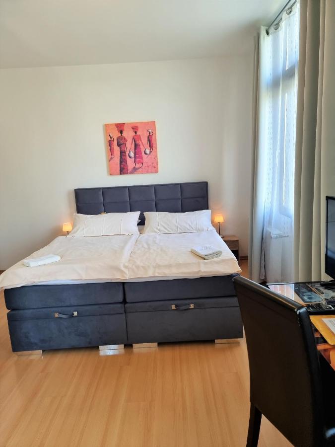 Hotel Kurhaus Uhlenberg バート・ミュンスターアイフェル エクステリア 写真